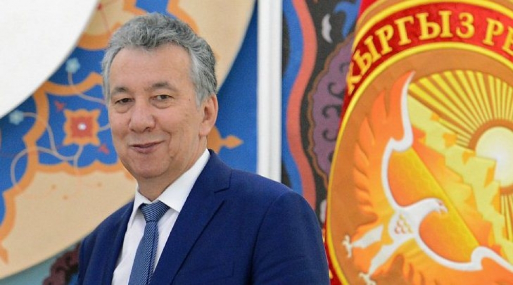 Фарид Ниязов освобожден от должности руководителя аппарата президента КР