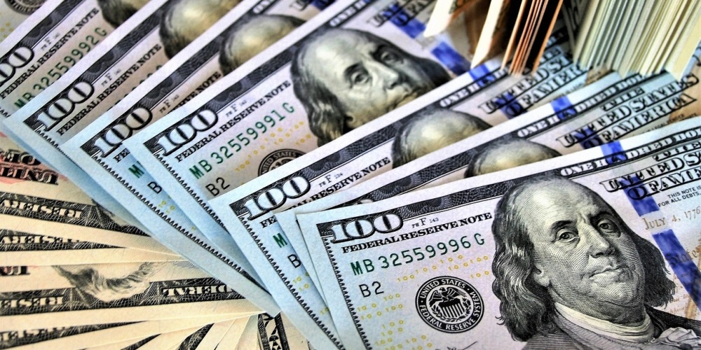 Национальный банк продал $26,8 миллиона, чтобы стабилизировать курс доллара