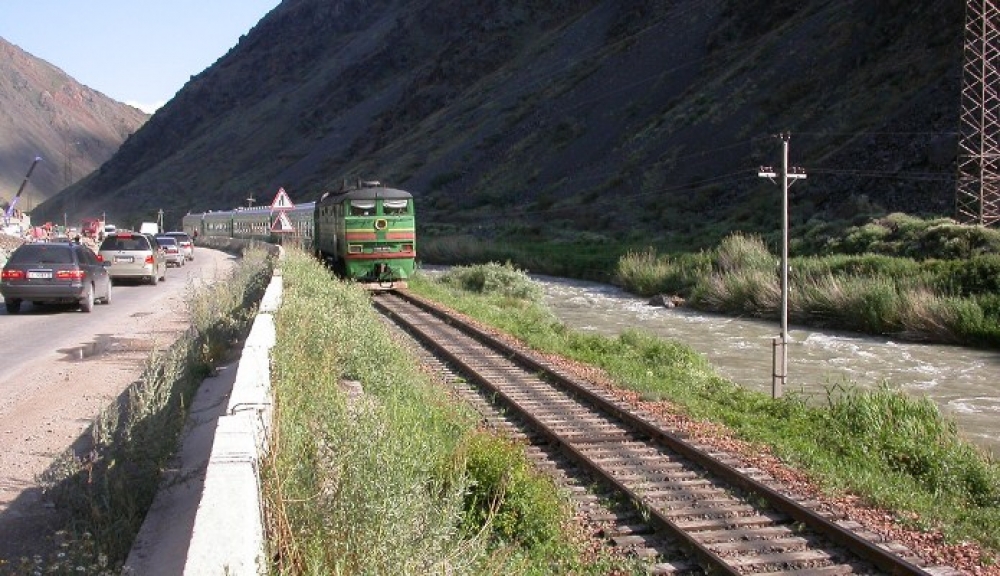 Поезд «Бишкек - Рыбачье» начнет курсировать с 15 июня