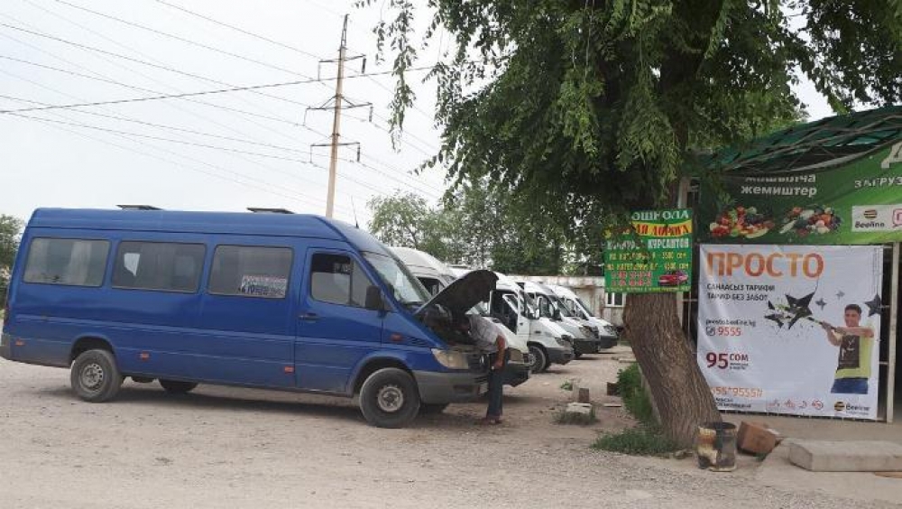 Проверка санитарного состояния конечных пунктов общественного транспорта Бишкека выявила нарушения