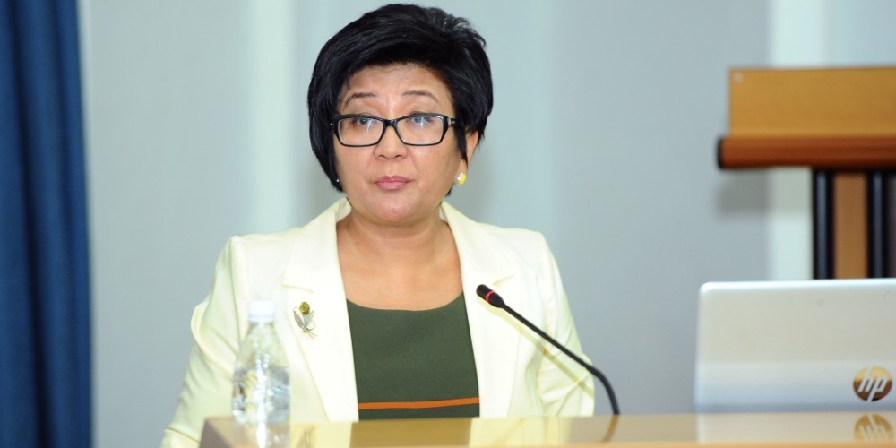 Депутат: Замминистра Исакунова ездила в США и Аргентину без разрешения премьер-министра