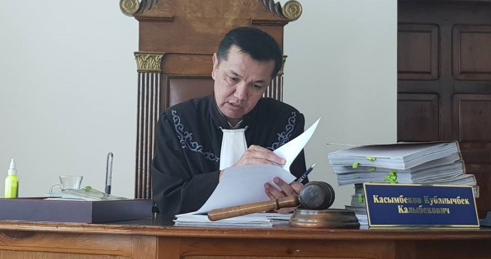 Председателю Ленинского райсуда Бишкека грозит уголовное наказание