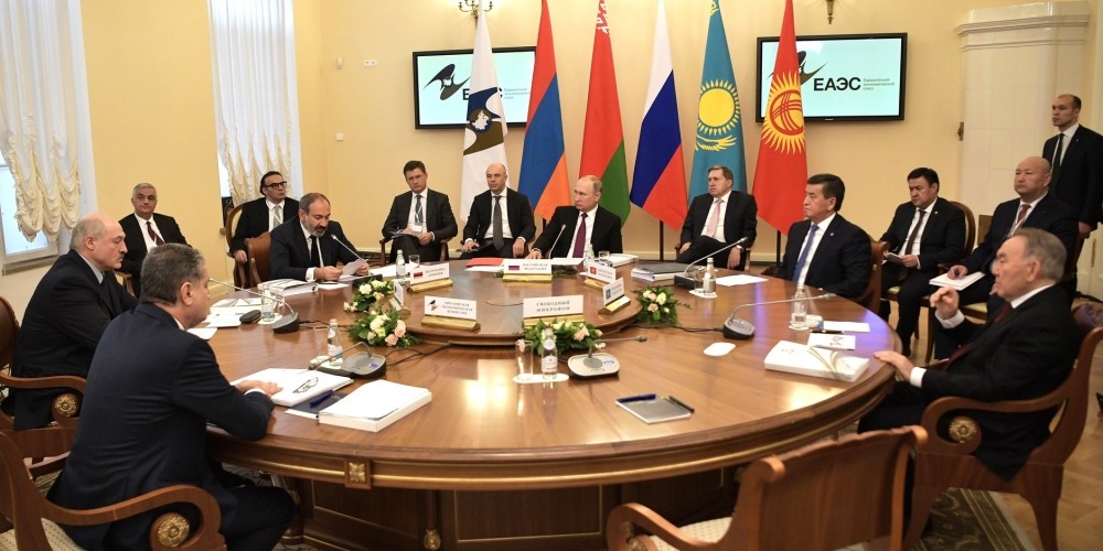 Сооронбай Жээнбеков принял участие в саммите глав государств ЕАЭС: подводим итоги
