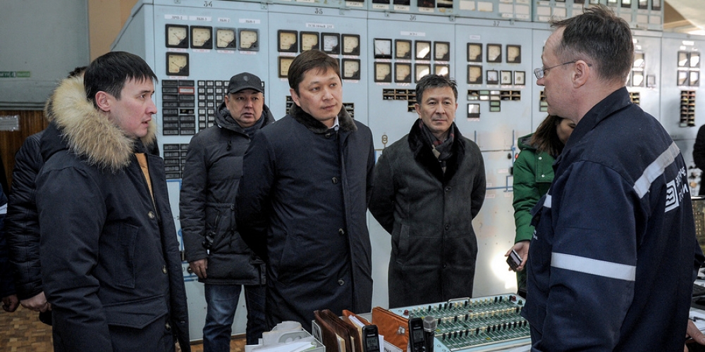 Алмазбек Атамбаев Бишкек ЖЭБи, анын наркы жана Сапар Исаков «алды» делген 100 миллион доллар тууралуу