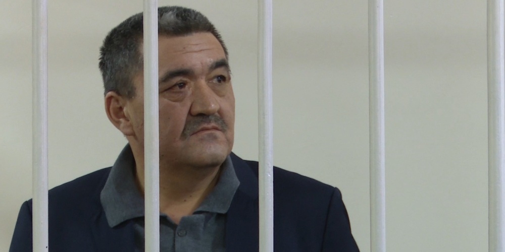 На суде экс-мэр Албек Ибраимов отказался отвечать на вопросы