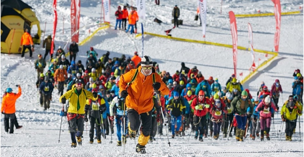 Кыргызстанка установила мировой рекорд по подъему и спуску на Эльбрус