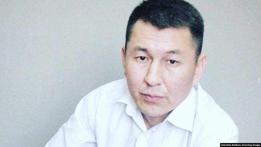 Главный редактор газеты «Азия Ньюс» более двух часов находится на допросе в Военной прокуратуре