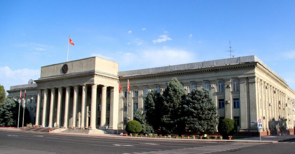 Правительство Кыргызстана работает в особом режиме