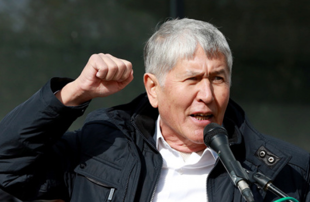 Алмазбек Атамбаев: Жээнбеков должен немедленно подать в отставку, как и обещал Садыру Жапарову