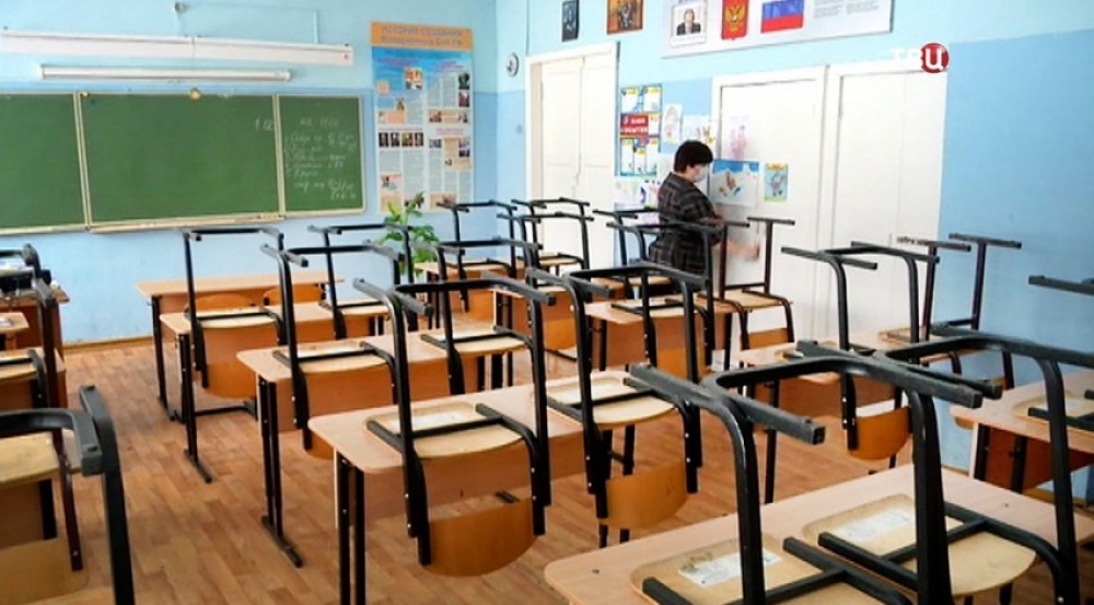 Решение мэрии Бишкека: 1 апреля не все школьники вернутся к офлайн-обучению
