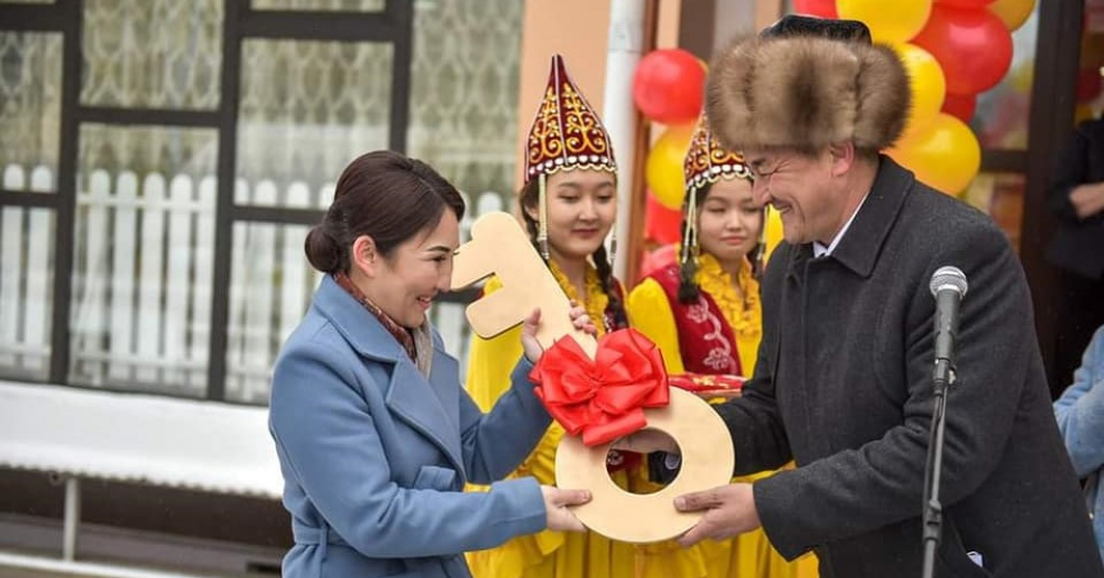 Открытие детсада в -12. Вице-мэр Бишкека: Девочек пригласили на концерт на несколько минут