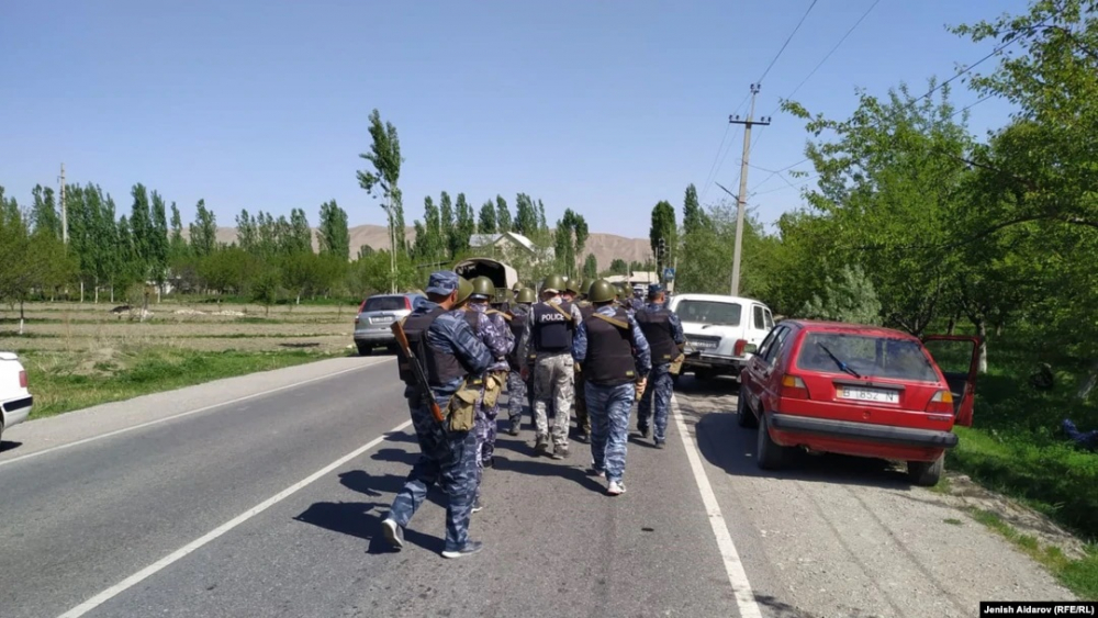 Красный Полумесяц Кыргызстана продолжает экстренный сбор помощи эвакуированным и пострадавшим в Баткене