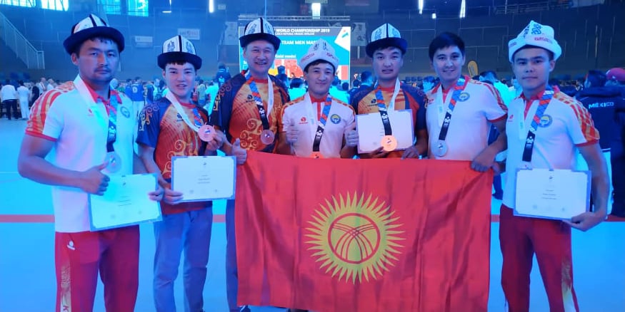 Сборная Кыргызстана завоевала девять медалей на чемпионате мира по карате-до шотокан