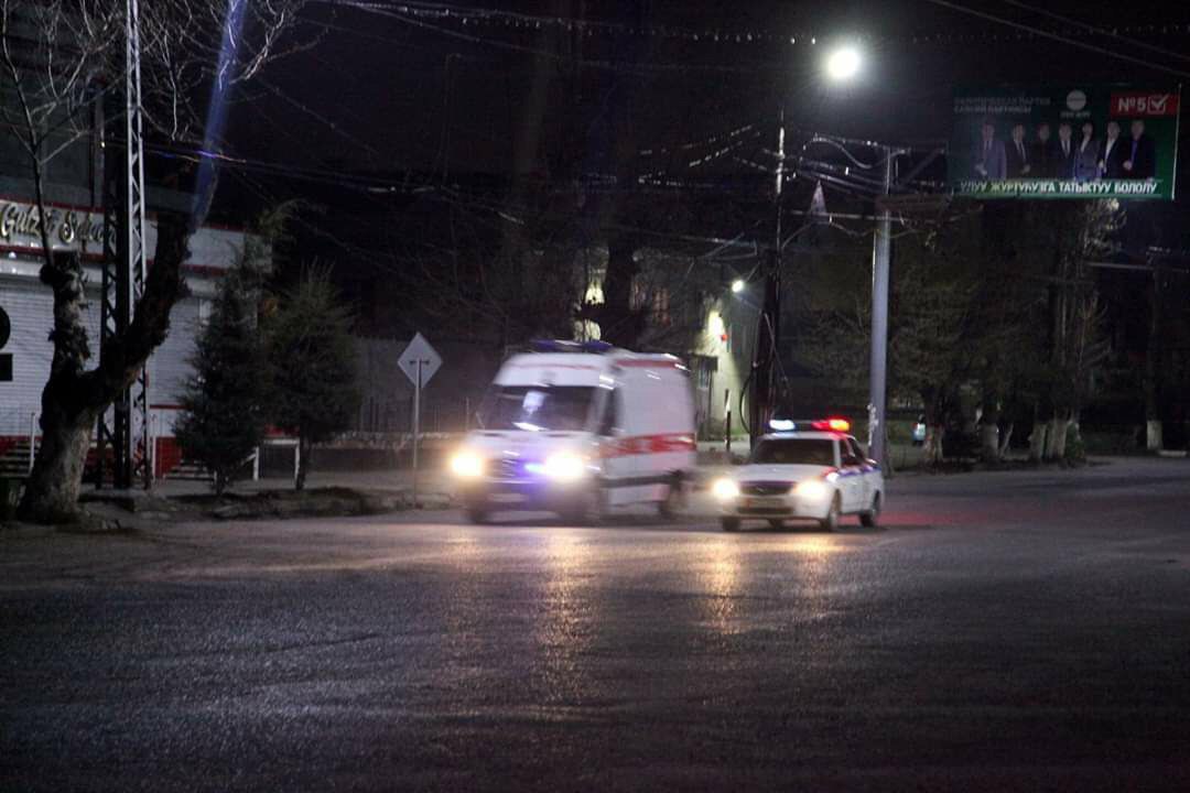 За прошедшую ночь в Бишкеке задержали 150 нарушителей комендантского часа