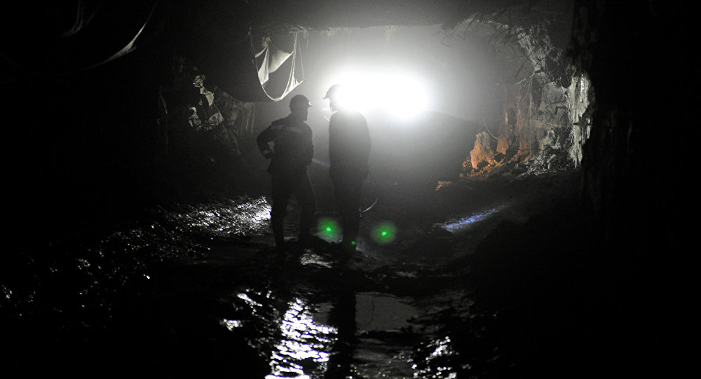 Баткен облусундагы шахталарда алты адам газга ууланып, каза тапты