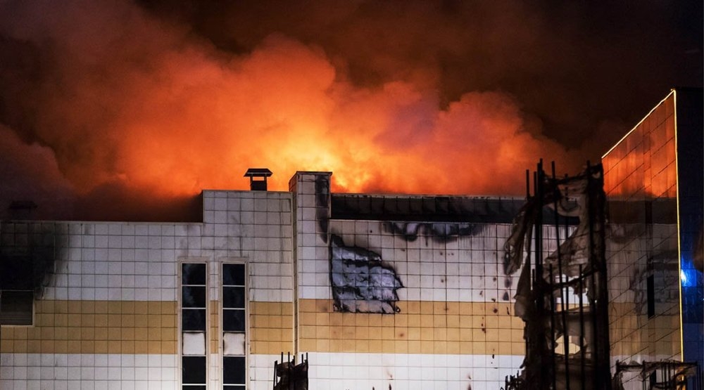 При пожаре в Кемерове (Россия) погибли 48 человек, без вести пропали 16