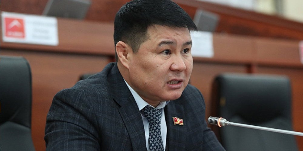 Тазабек Икрамов: Кыргызстан башка өлкөнүн провинциясы болуп калышы мүмкүн