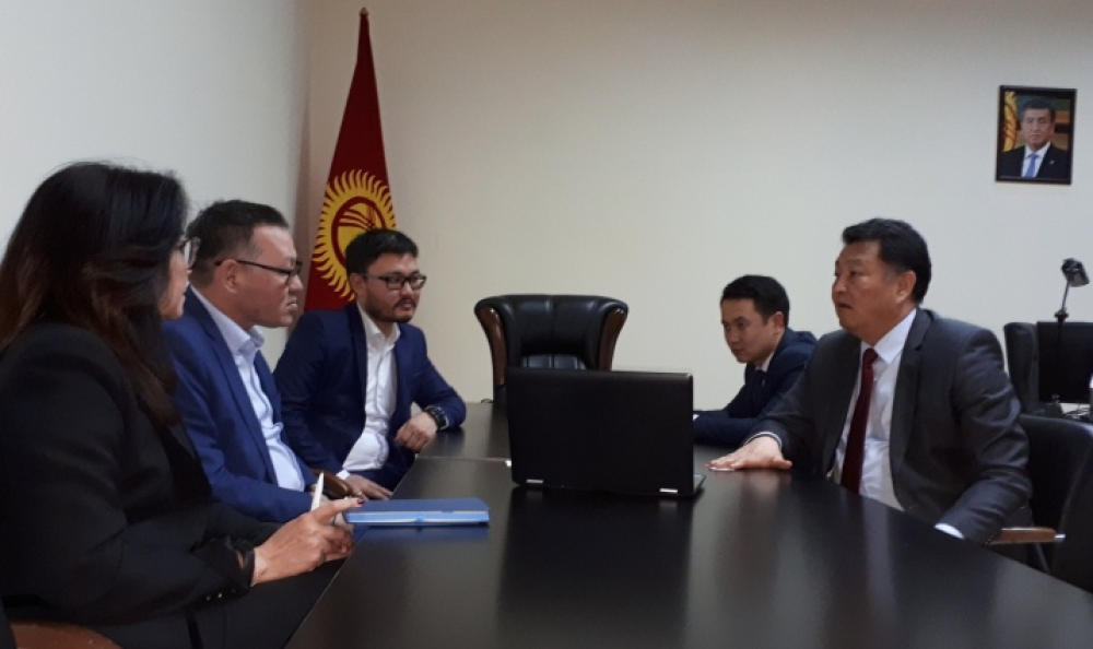 Казахские инвесторы предлагают Кыргызстану установить еще один линейный ускоритель