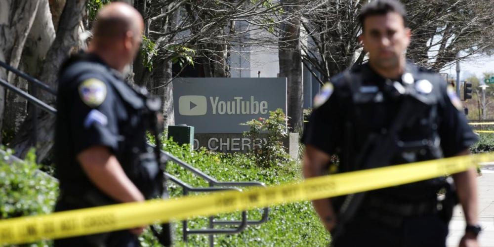 Женщина открыла стрельбу в штаб-квартире YouTube в США