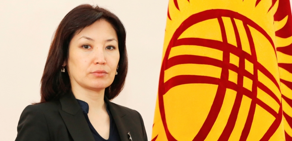 Айнур Абдылдаева освобождена от должности министра юстиции