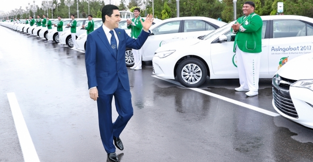 У некоторых победителей V Азиатских игр в Ашхабаде отобрали подаренные автомобили Toyota