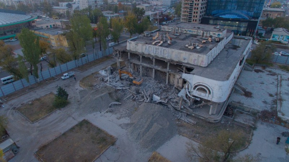 На месте ресторана «Нарын» в Бишкеке планируют создать сквер
