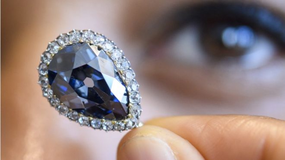 Sotheby’s продал редкий голубой бриллиант за $6,7 миллиона