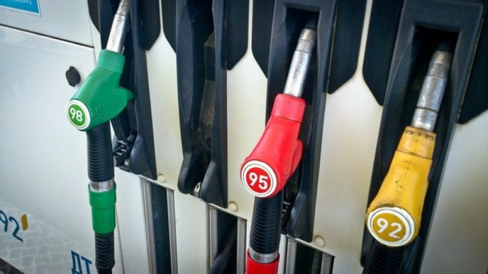 В Кыргызстане снизились цены на бензин