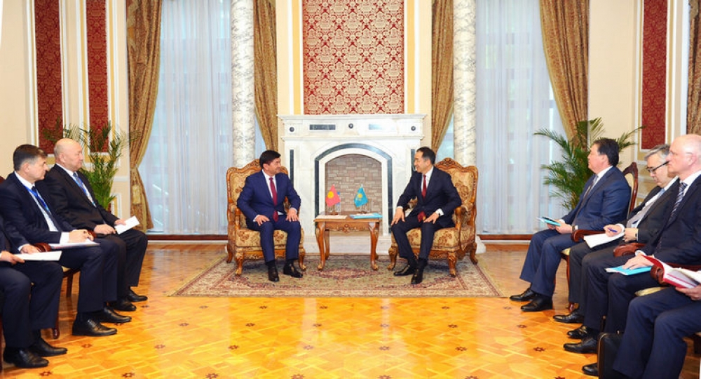 Кыргызстан и Казахстан нацелены увеличить взаимный товарооборот до $1 миллиарда