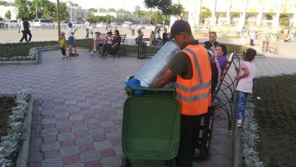 После празднования Дня защиты детей «Тазалык» вывез из столицы 5 тонн мусора
