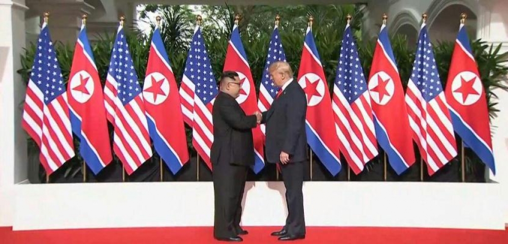 В Сингапуре проходит историческая встреча Дональда Трампа и Ким Чен Ына
