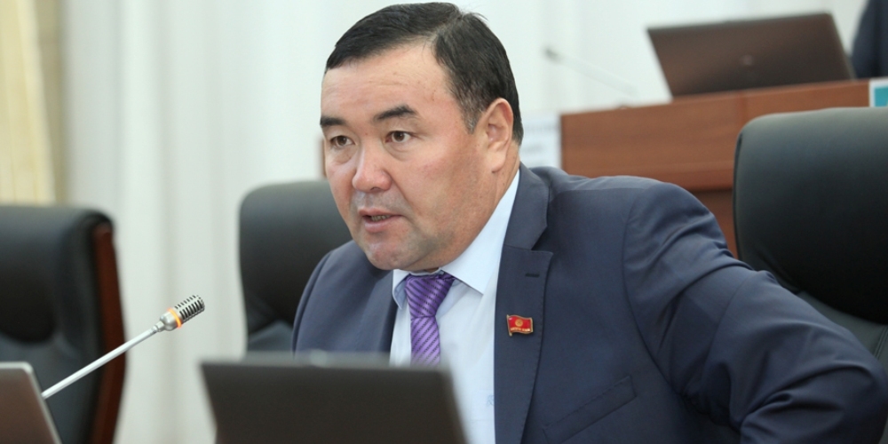 Председателем Госслужбы миграции назначен Болотбек Ибраимжанов