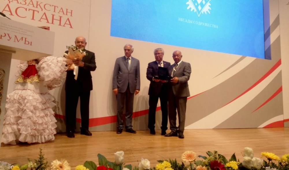Академику Абдылдажану Акматалиеву в Астане вручили премию «Звезды Содружества»