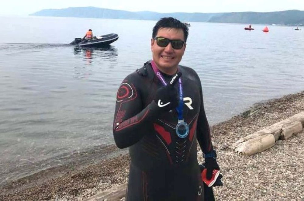 Кыргызстанский пловец покорил Байкал