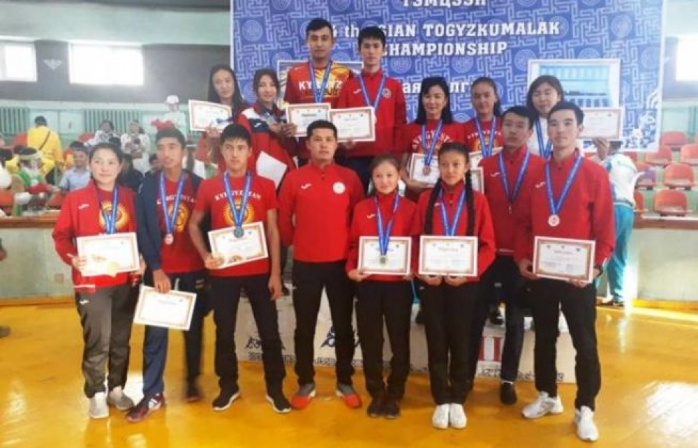Сборная Кыргызстана завоевала 15 медалей и стала чемпионом Азии по тогуз-коргоолу