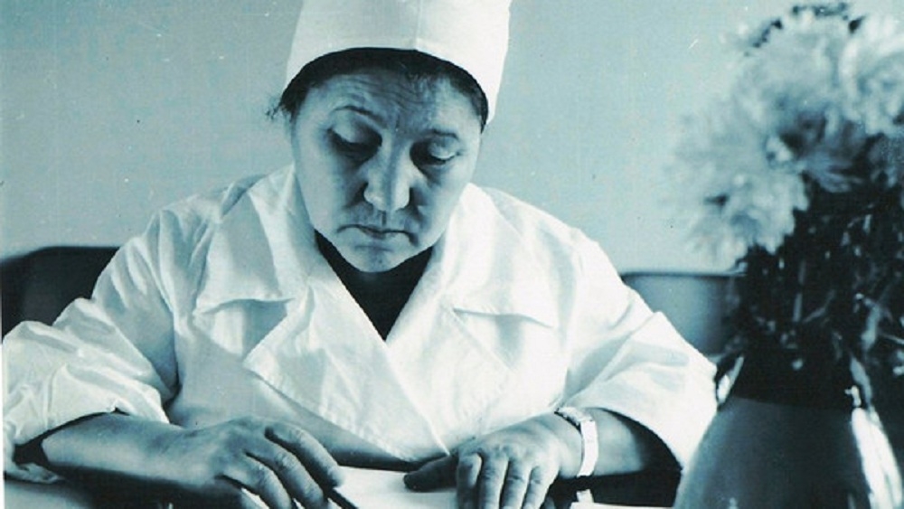 Ушла из жизни первая женщина-хирург, заслуженный деятель науки КР Какиш Рыскулова