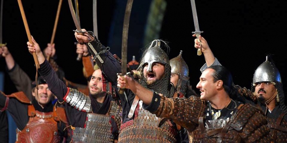 Пользователи соцсетей: На ВИК есть даже бои рыцарей Средневековья