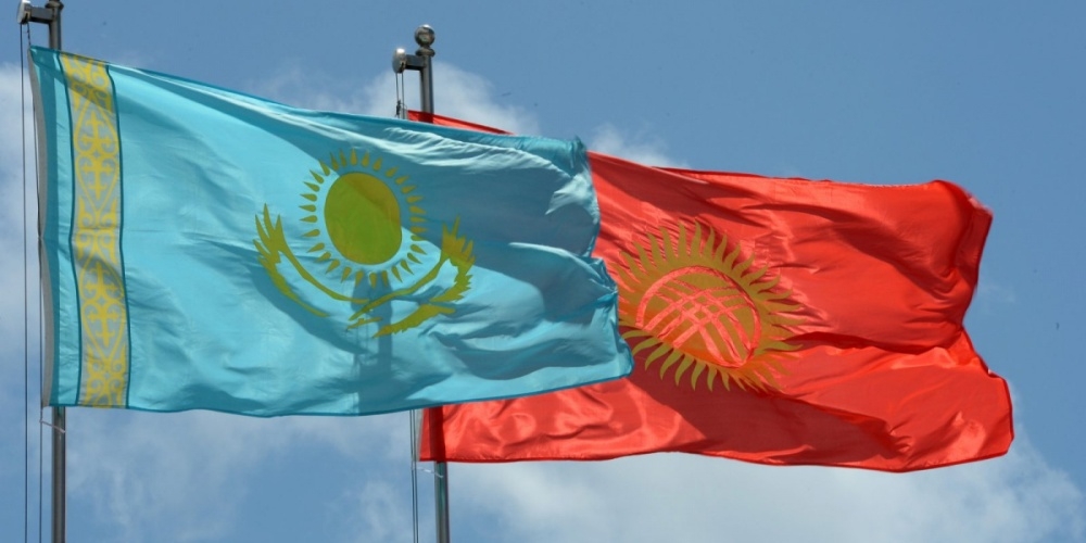 Посол Казахстана передал ответную ноту главе МИД КР