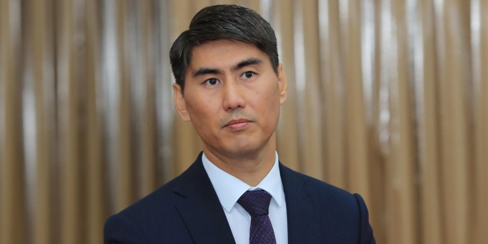 Министром иностранных дел КР назначен Чингиз Айдарбеков
