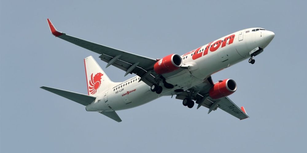 После вылета из аэропорта Джакарты разбился пассажирский Boeing 737