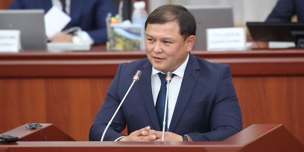 Спикер Дастанбек Жумабеков отказался созывать внеочередное заседание парламента для обсуждения проблемы границ