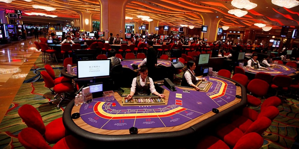 Кытайлык миллиардер казиного ири сумма уттуруп, компаниясын банкрот кылды 