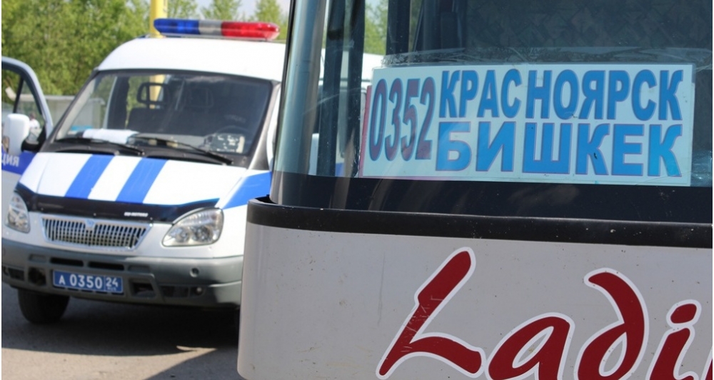 В Красноярске задержали автобус с мигрантами из Кыргызстана