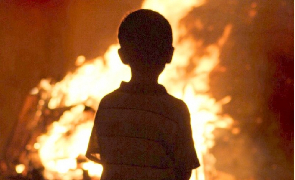 Подросток спас брата-инвалида из горящего дома