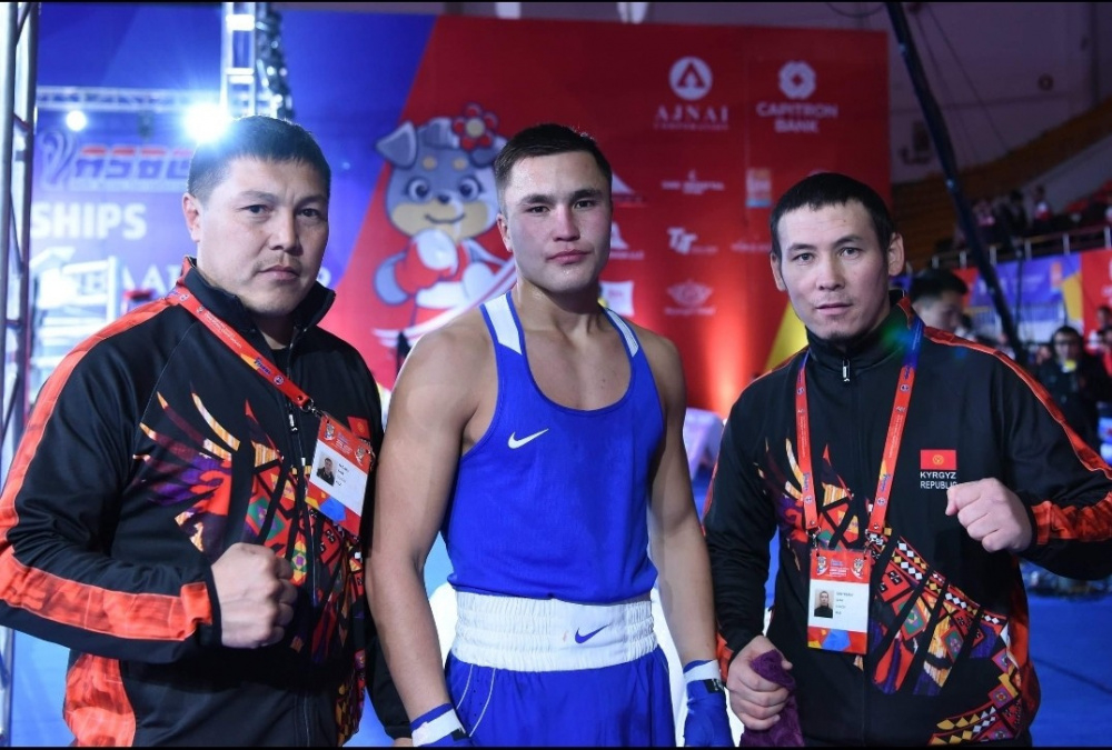Кыргызстанец стал чемпионом Азии среди молодежи по боксу