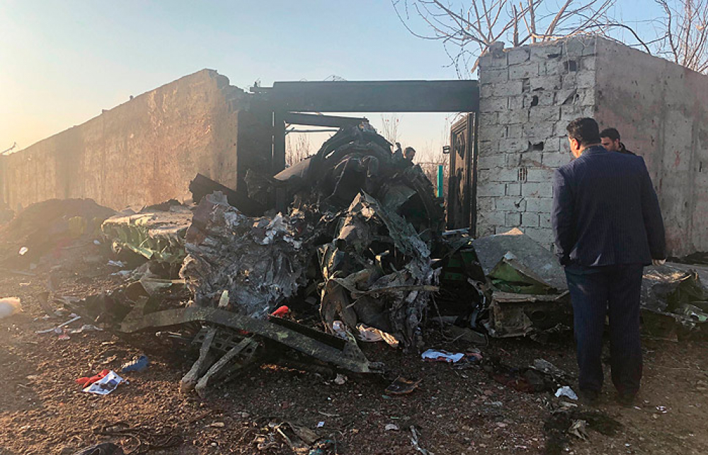 Все пассажиры и члены экипажа разбившегося в Тегеране самолета погибли