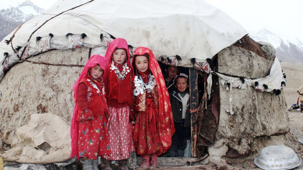 Мирлан Бакиров: Тем, кто не доволен страной, надо купить путевку на Памир на неделю