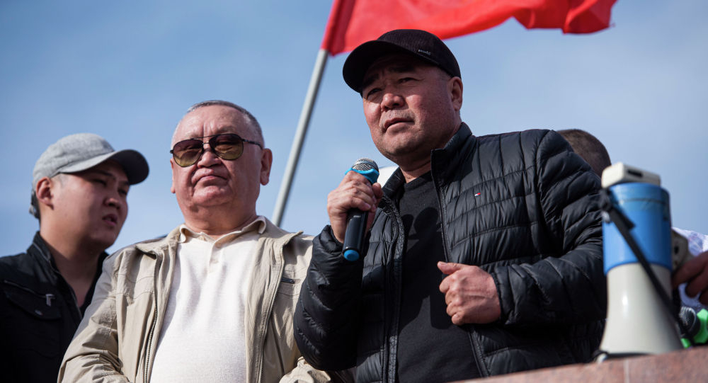 Митинг сторонников Жапарова. Каныбека Осмоналиева обвиняют в покушении на захват власти