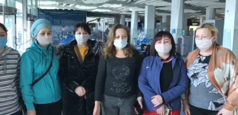 Кыргызстанцы, застрявшие в аэропорту Новосибирска, объявили голодовку