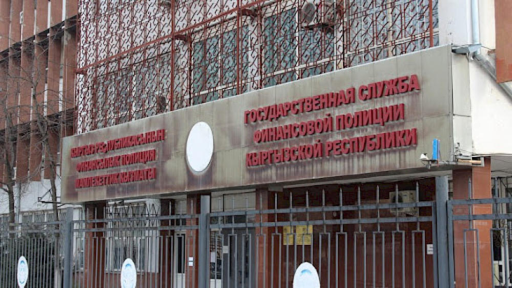Юристы проанализировали приказы коменданта Бишкека – финпол не имеет права их исполнять